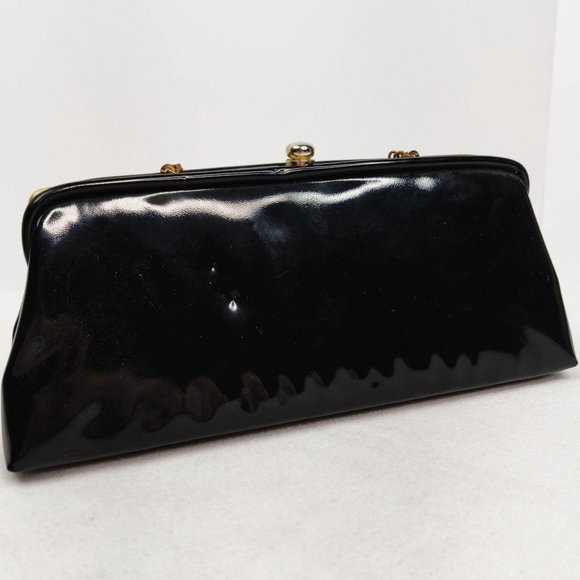 Vintage 1960s MCM Patent Leather Clutch Purse Handbag Gold Clasp Chain & Lining - Picture 5 of 6